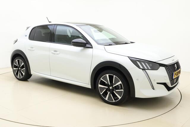 Peugeot e-208 EV GT 350 50 kWh Panoramadak | Navigatie | Stoelverwarming