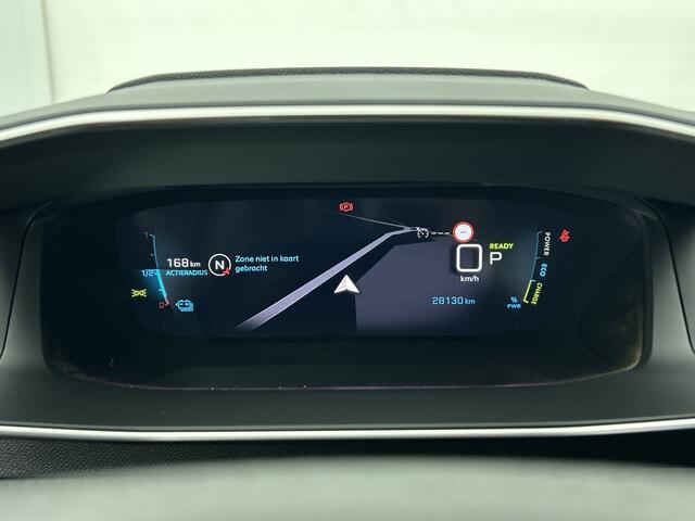 Peugeot e-208 EV Allure Pack 50 kWh | 1e eigenaar | Dealer onderhouden | Keyless | Camera |