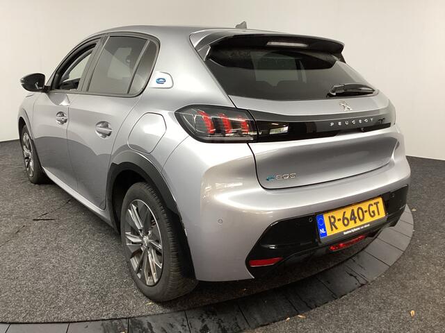 Peugeot e-208 EV Allure Pack 50 kWh | Navi | Verwarmde voorstoelen | Cruise |*