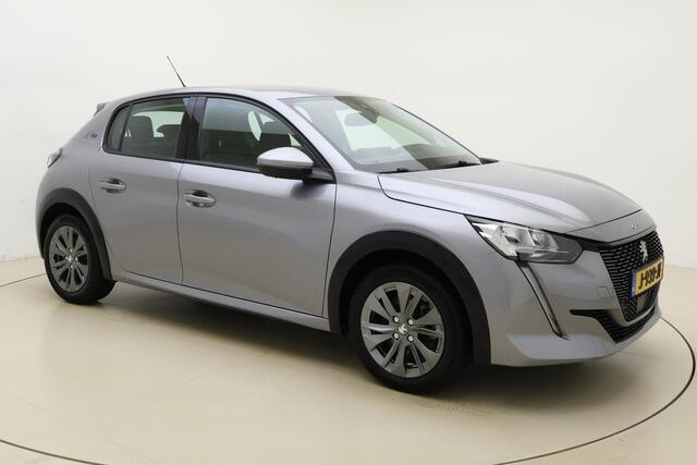 Peugeot e-208 EV Allure 50 kWh 1-Fase | Camera | Apple Carplay/Android Auto | 16'' LM Velgen | Parkeersensoren achter | Climate Control | 3D-Cockpit