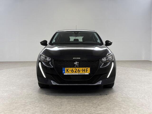 Peugeot e-208 EV Active 50 kWh 136PK | Carplay | Parkeersens. | Cruise | Navigatie | LED | NAP