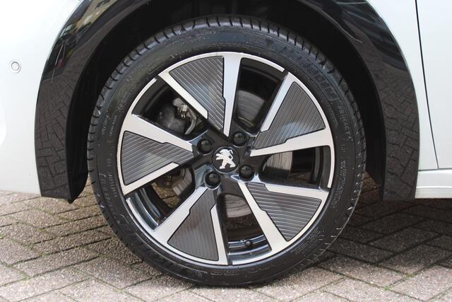 Peugeot e-208 EV GT Pack 50 kWh | Panoramadak | Navigatie | Winterpack