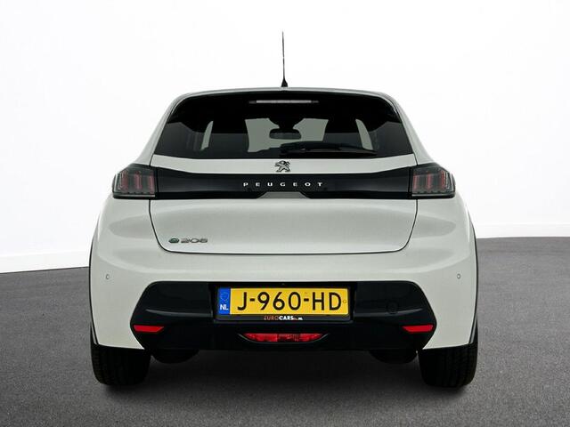 Peugeot e-208 EV Allure 50 kWh Navigatie Apple Carplay / Android Auto Camera Parkeersensoren Cruise Control Virtual Cockpit Climate Control