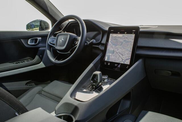 Polestar 2 Long Range Dual Motor 408pk Panoramadak/ Harman-Kardon/ 78kWh/ Blindspot/ Stoel-stuurverwarming/ Camera/ Carplay/ Navigatie