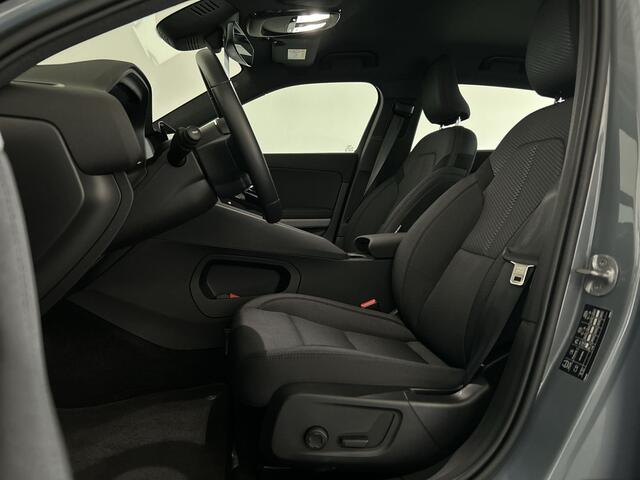 Polestar 2 Long Range Single Motor 78 kWh | Voorstoelen verwarmd | Uitwijk assistens | Rijstrooksensor met correctie