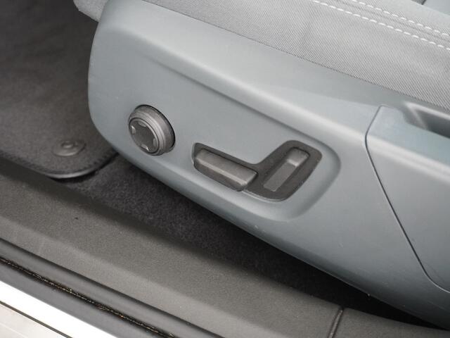 Polestar 2 Long Range 78 kWh Pano-Dak 20" Sleutelloos(Telefoon-sleutel) Adaptive-Cruise Carplay Android 360-Camera Elektr.stoelen+Geheugen Led-Pixel-Lamp WiFi PDC-a+v Park-Assist System-Home-Link Elektr.Klep Google Maps E Phone-Connect.Stoel-Verwarmd 1500kg-trekverm