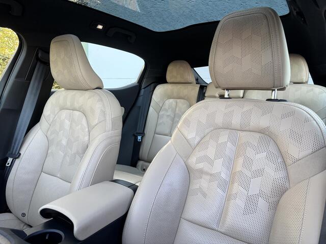 Polestar 2 Standard Range Single Motor 63kWh | 96,8% SOH | Panoramadak | Harman Kardon | Lederen bekleding |