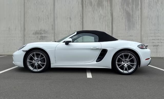 Porsche 718 Boxster 2.0 PDK 300 PK ACC PCM Navi Camera Stuur en Stoelverwarming 20 Inch