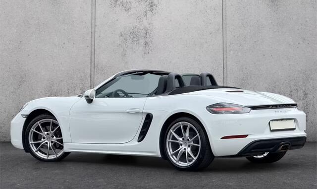 Porsche 718 Boxster 2.0 PDK 300 PK ACC PCM Navi Camera Stuur en Stoelverwarming 20 Inch