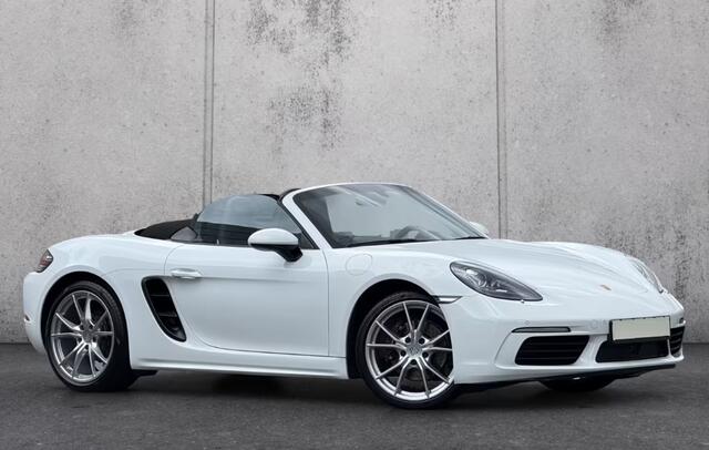 Porsche 718 Boxster 2.0 PDK 300 PK ACC PCM Navi Camera Stuur en Stoelverwarming 20 Inch