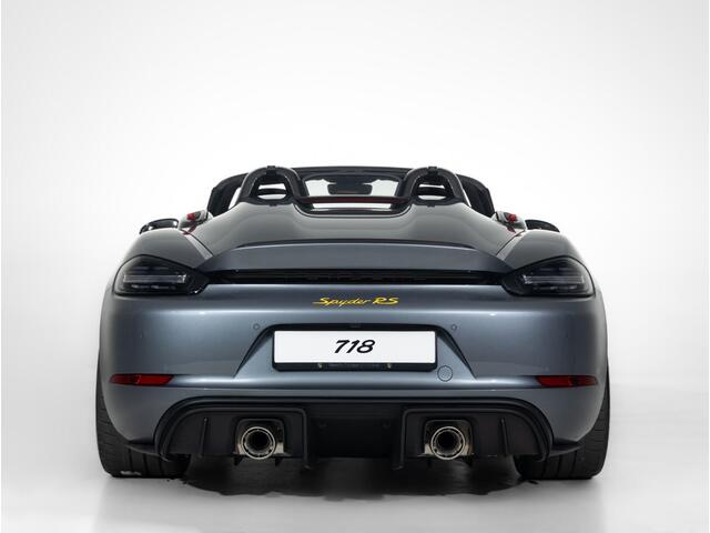 Porsche 718 Spyder RS