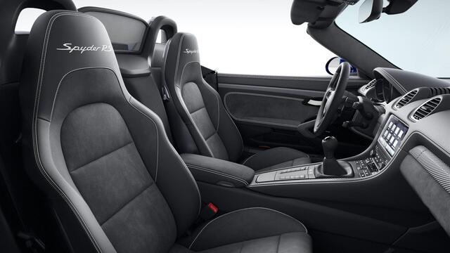 Porsche 718 Spyder RS