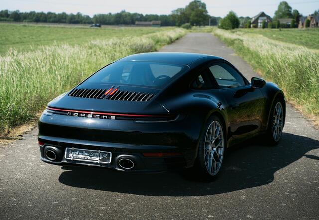 Porsche 911 3.0 Carrera 4 Sportuitlaat - Apple Carplay - Android Auto - LED - Stoelverwarming - Camera