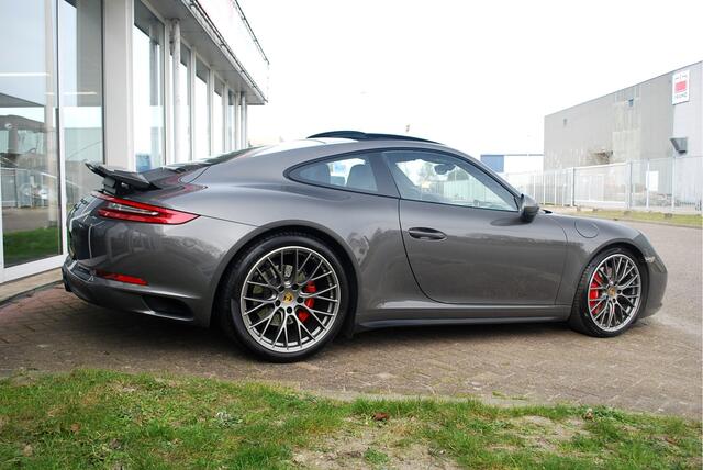 Porsche 911 3.0 Carrera 4S NL auto. Kilometerstand Nap!