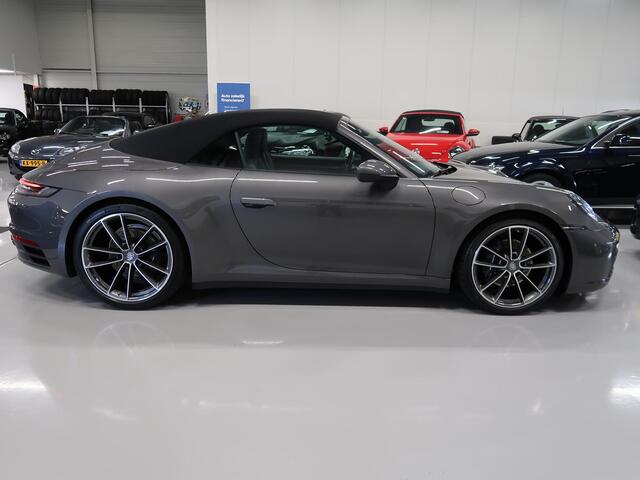 Porsche 911 Cabrio 3.0 Carrera 992 Bose 360 Camera Sportuitlaat PASM Sport-Chrono 21 inch Approved garantie 10/2026 4 Nieuwe banden Groot onderhoud gehad PPF folie NIEUWSTAAT Flippers Stoelverkoeling LED PDLS