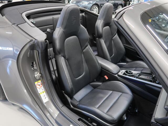 Porsche 911 Cabrio 3.0 Carrera 992 Bose 360 Camera Sportuitlaat PASM Sport-Chrono 21 inch Approved garantie 10/2026 4 Nieuwe banden Groot onderhoud gehad PPF folie NIEUWSTAAT Flippers Stoelverkoeling LED PDLS