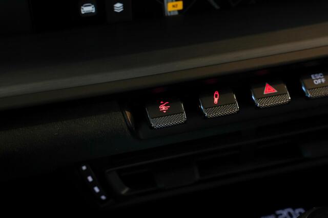 Porsche 911 GT3 4.0 510pk Clubsport |Valvetronic titanium race uitlaat|PCCB|PTS Alex Grey||lift|PPF|carbon schaalstoelen|sportchrono|Bose|matrix koplampen|Apple Carplay|