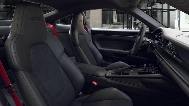 Porsche 911 Carrera GTS