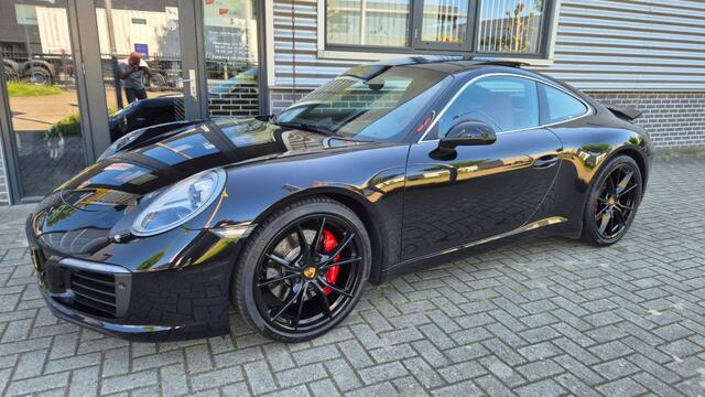 Porsche 911 991.2 Carrera S Leder Sport chrono PDC Navi Cruise pano