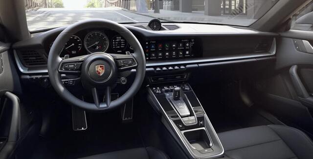 Porsche 911 Carrera 4S