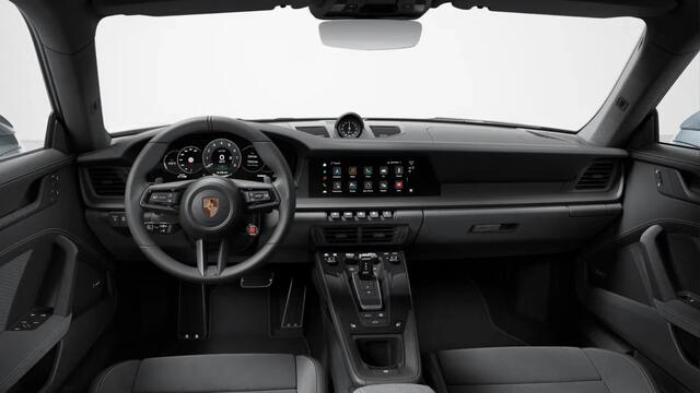 Porsche 911 Carrera GTS