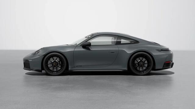Porsche 911 Carrera 4 GTS