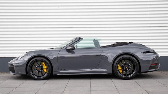 Porsche 911 Cabrio 992.2 Carrera 4 GTS SportDesign Carbon | Burmester | Lift | PCCB | Stoelventilatie | HD Matrix