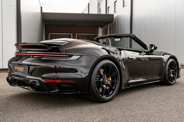 Porsche 911 Cabriolet (992) Turbo S - Deep Black Metallic - IPE sportuitlaat