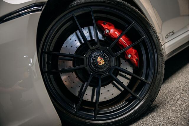Porsche 911 3.0 Carrera 4 GTS In nieuwstaat verkerende GTS 4 met werkelijk alle opties!!!!!!!! Neuslift, achterwielbesturing, Full leder