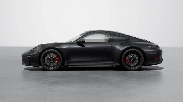 Porsche 911 Carrera 4 GTS