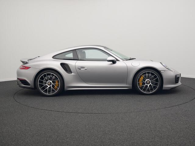 Porsche 911 Turbo S