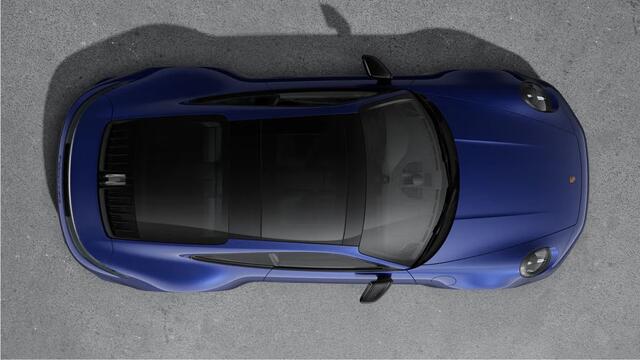 Porsche 911 Carrera 4 GTS