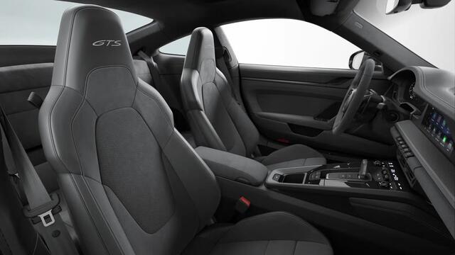 Porsche 911 Carrera 4 GTS