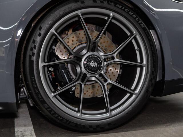 Porsche 911 GT3 Touring