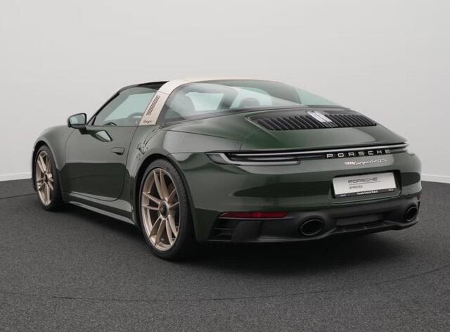 Porsche 911 Targa 4 GTS Sonderwunsch 1 of 1