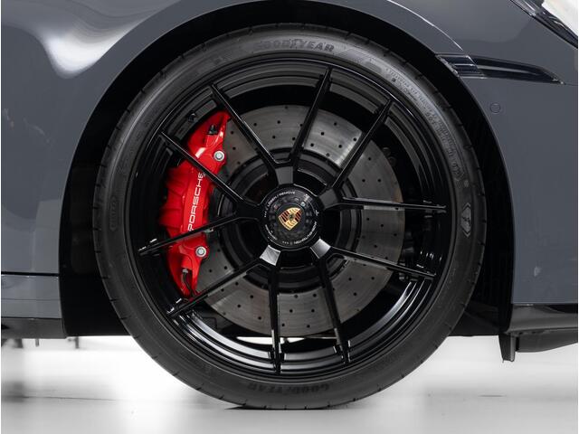 Porsche 911 Carrera 4 GTS Cabriolet Nieuwste Model