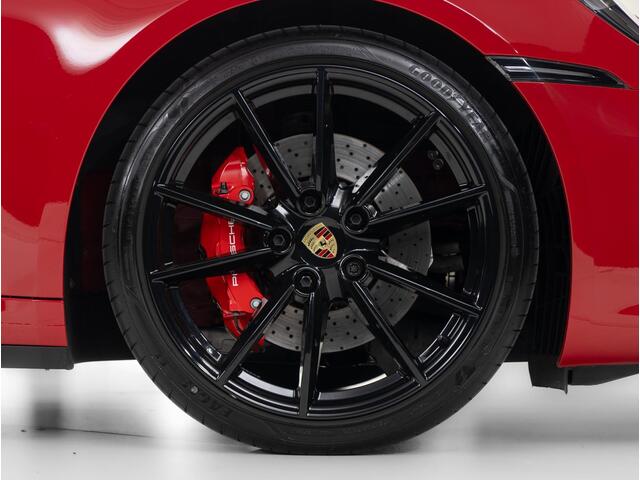 Porsche 911 Carrera 4S