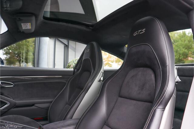 Porsche 911 991.2 3.0 Carrera 4 GTS NL auto **Centerlock/Pano/Carbon/Alcantara/Sportuitlaat**