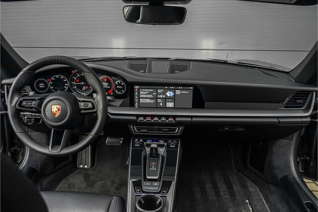 Porsche 911 3.0 Carrera S Pano Bose Sportuitlaat Aventurin Gruen