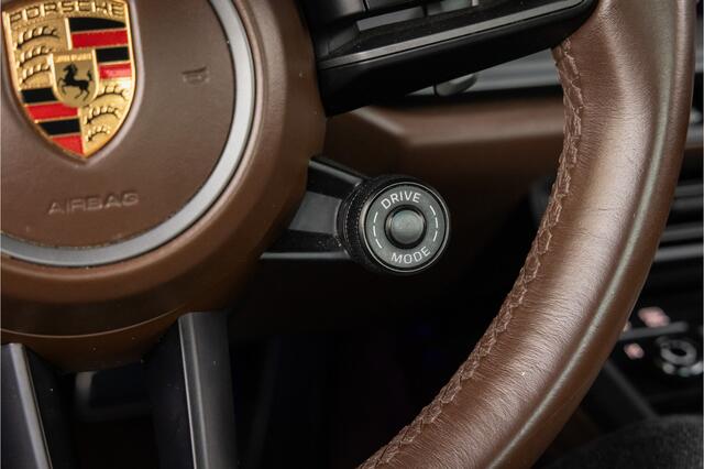 Porsche 911 Targa 4S - Clubleder Truffel