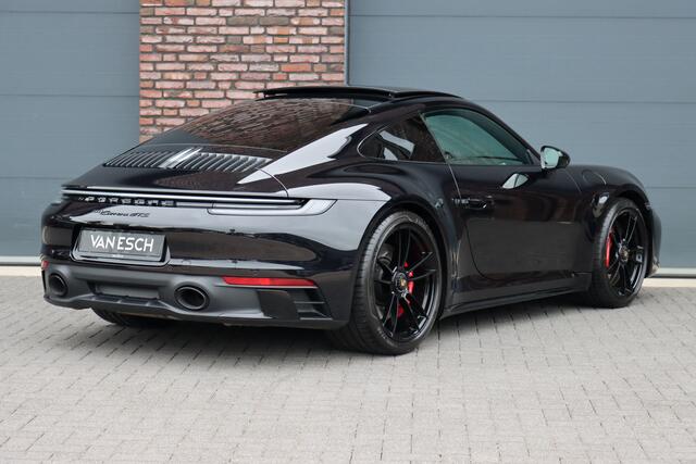 Porsche 911 3.0 Carrera GTS | Vierwielbesturing | Liftsysteem | PASM | Schuifdak | Carbon | Verwarmd GT-stuur | PDLS+ | Exclusive Design | Memory |