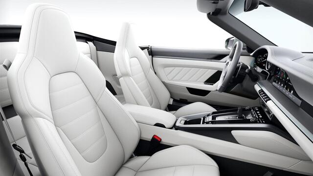 Porsche 911 Carrera 4S Cabriolet