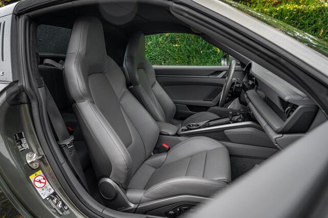 Porsche 911 3.0 Carrera 4S Targa Heritage Edition 450pk | Dealeronderh. | Burmester®High-End | SportChrono+ |