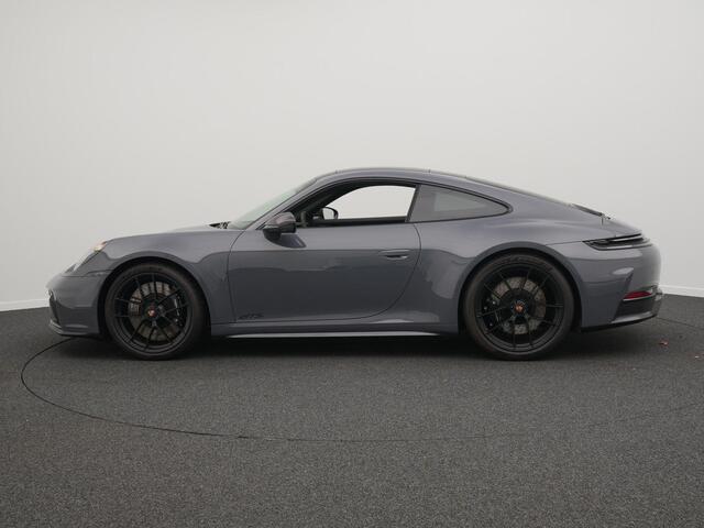 Porsche 911 Carrera GTS