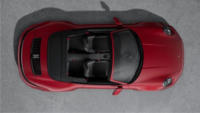 Porsche 911 Carrera 4 GTS Cabriolet