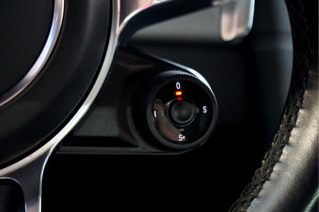 Porsche 911 3.0 Carrera 4S 309kW/420pk PDK7 SPORT CHRONO + PANORAMADAK + BOSE SOUND + PDLS+ LED DONKER + SPORTSTOELEN LEER + PASM + PCM NAVIGATIE + SPORTUITLAAT + STOELVERWARMING + CAMERA + CRUISE CONTROL + PARKSENSOREN + 20" LM-VELGEN!!