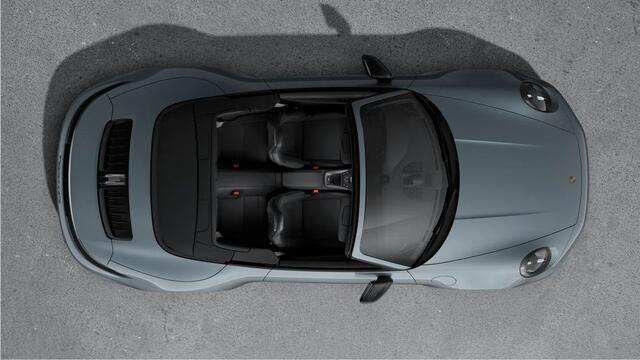 Porsche 911 Carrera 4 GTS Cabriolet