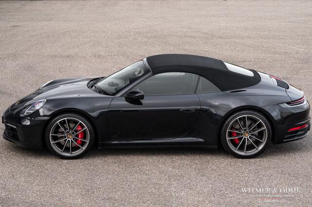 Porsche 911 Cabrio 3.0 Carrera 4 S sportuitlaat, sportstoelen