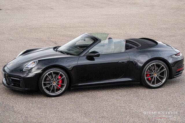 Porsche 911 Cabrio 3.0 Carrera 4 S sportuitlaat, sportstoelen