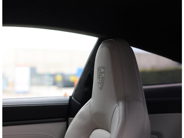 Porsche 911 4.0 GT3 Touring | Lift - Vol leder - Manufaktur - Carbon